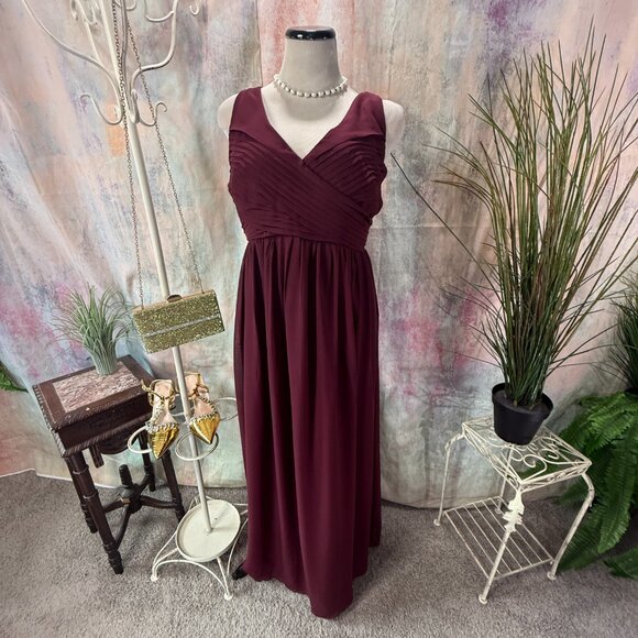 📌Birdy Grey Chiffon Plus Size Bridesmaid - Prom - Formal Dress with Long Slit - Picture 1 of 16